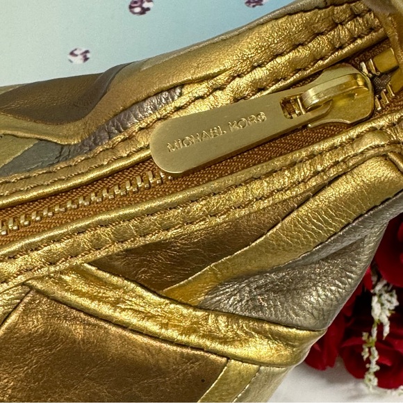 🤎PRICE NOW FIRM NWOT METALLIC LEATHER HOBO - Picture 5 of 13